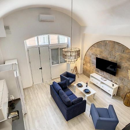 Apartcity Triana Sevilla Eksteriør billede