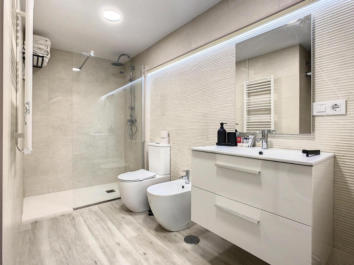 Apartcity Triana Sevilla Eksteriør billede
